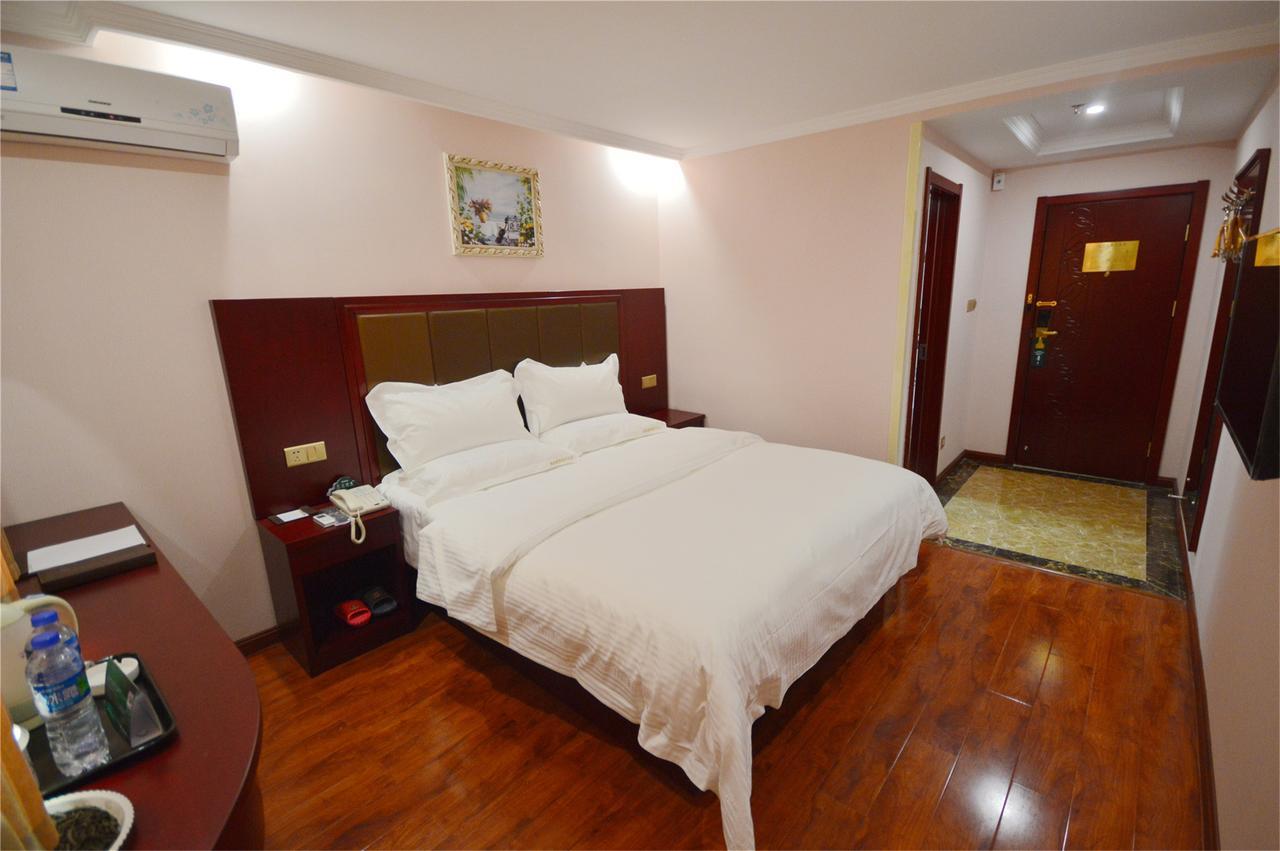 Greentree Inn Jiangxi Jindezhen People Square Jindin Business Hotel Jingdezhen Dış mekan fotoğraf